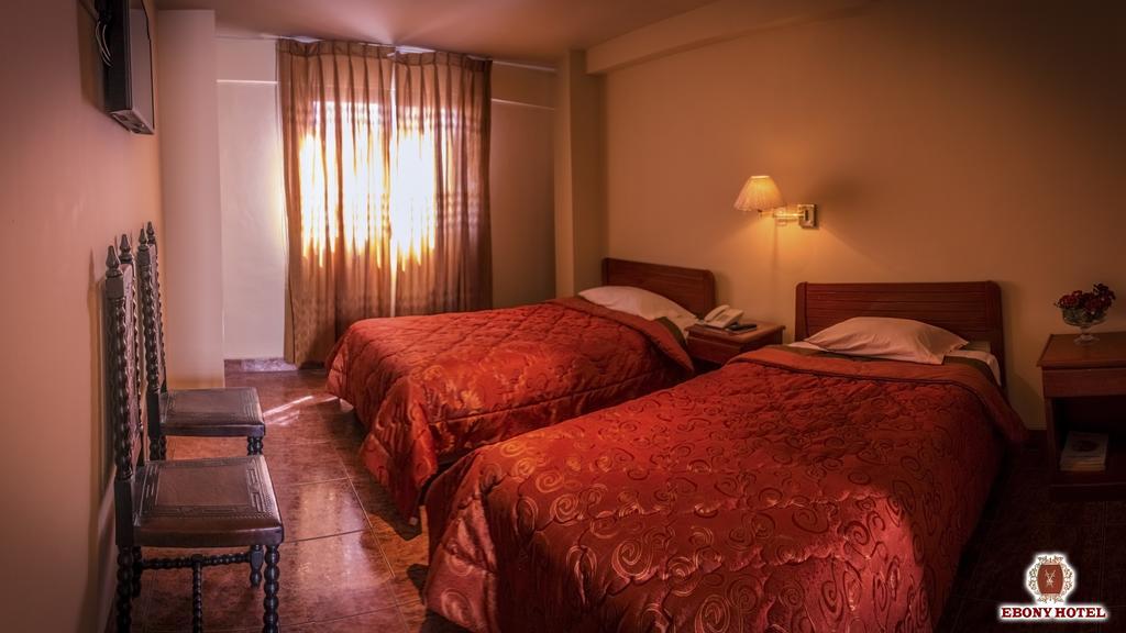 Ebony Hotel Huaraz  Eksteriør bilde