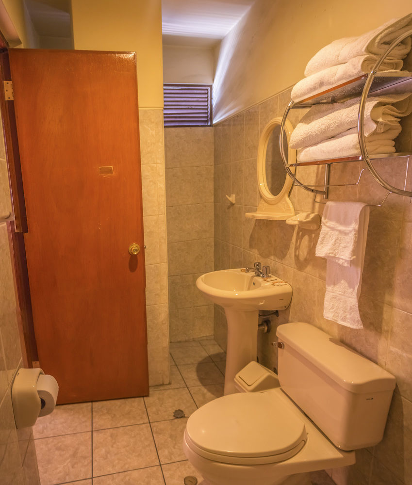 Ebony Hotel Huaraz  Eksteriør bilde